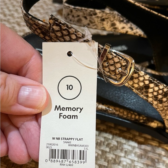 Snakeskin Print Sandals- NWT - Picture 7 of 7